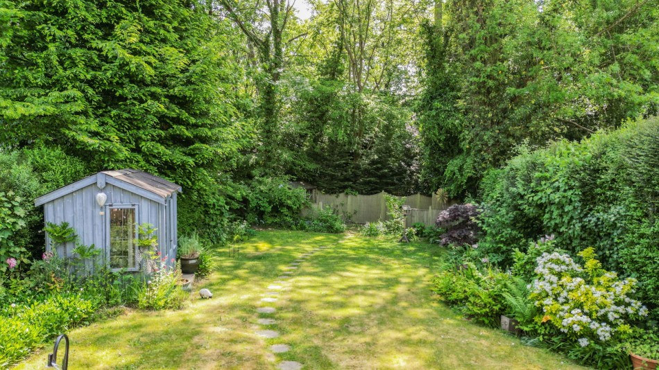 Images for Walking Distance To Cranbrook High Street EAID:366206731 BID:bid