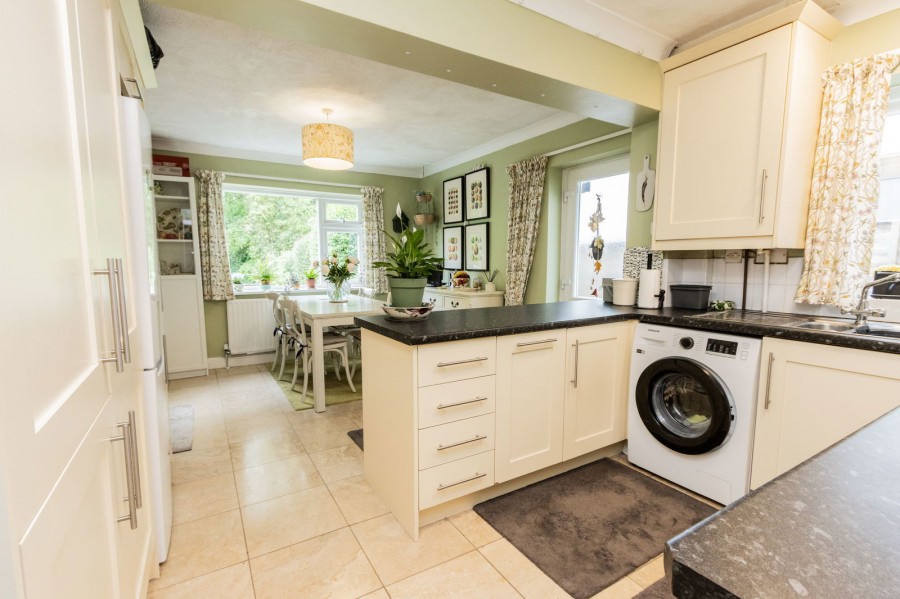 Images for Walking Distance To Cranbrook High Street EAID:366206731 BID:bid