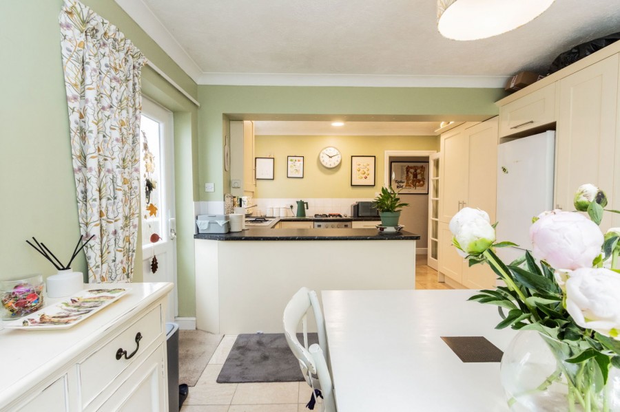 Images for Walking Distance To Cranbrook High Street EAID:366206731 BID:bid