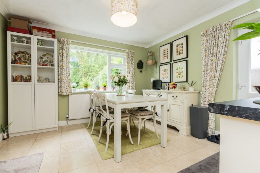 Images for Walking Distance To Cranbrook High Street EAID:366206731 BID:bid