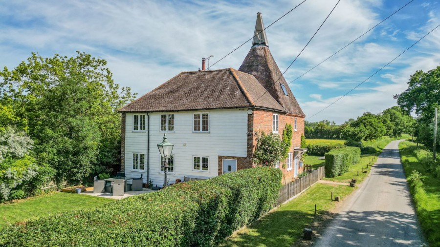 Images for Rural Countryside Family Home In Frittenden EAID:366206731 BID:bid