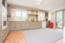 Images for On A 1/4 Of An Acre Plot In Cranbrook