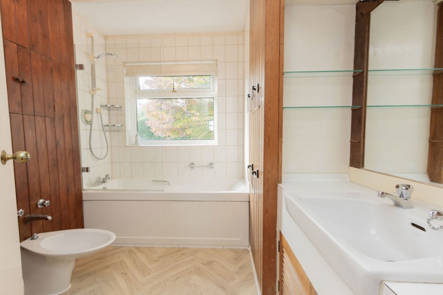 Images for Available With No Onward Chain In Cranbrook EAID:366206731 BID:bid