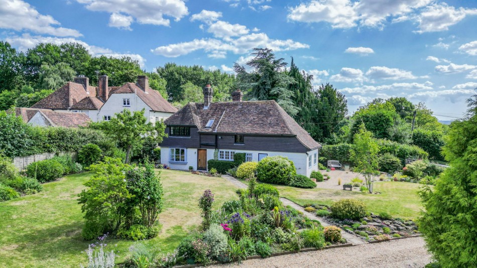 Images for Set Within 1.6 Acres In Goudhurst EAID:366206731 BID:bid