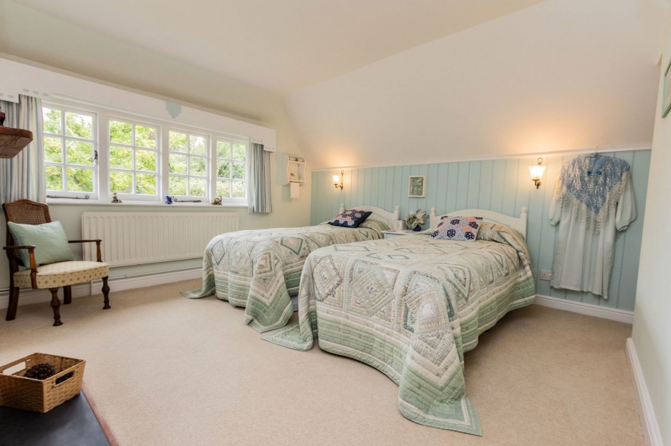 Images for Set Within 1.6 Acres In Goudhurst EAID:366206731 BID:bid