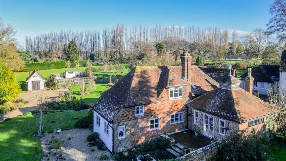 Images for Set Within 1.6 Acres In Goudhurst EAID:366206731 BID:bid