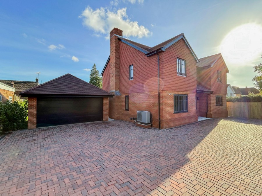 Images for A Luxury Home in Cranbrook EAID:366206731 BID:bid