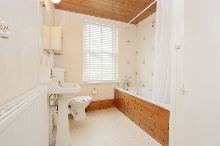 Images for Available With No Onward Chain In Hawkhurst EAID:366206731 BID:bid