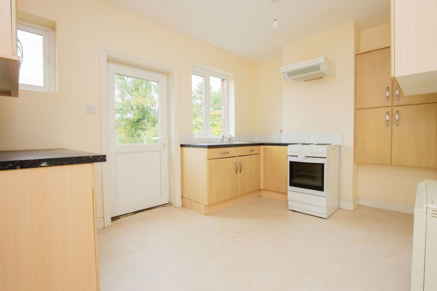 Images for No Onward Chain in Hawkhurst EAID:366206731 BID:bid