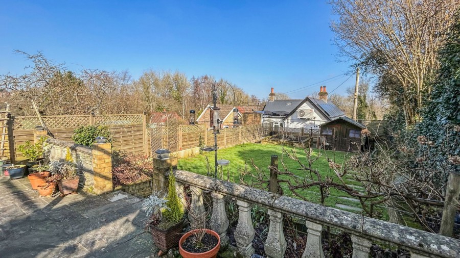 Images for A Beautifully Presented Home in Hawkhurst EAID:366206731 BID:bid