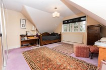 Images for A 3640 Sq Ft Family Home In Cranbrook