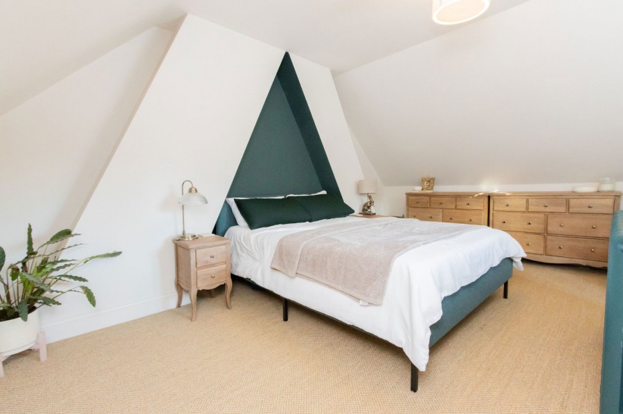 Images for Walking Distance to Hawkhurst Colonnade EAID:366206731 BID:bid