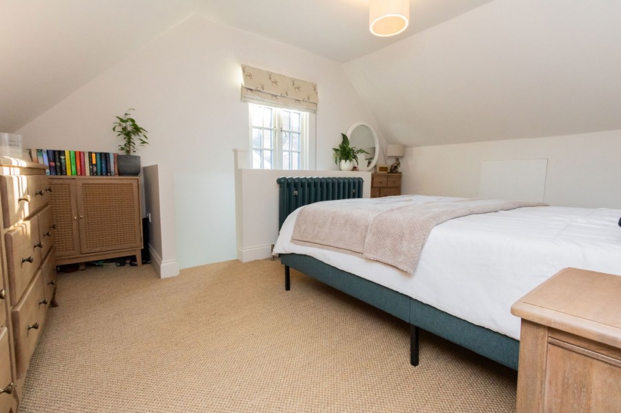 Images for Walking Distance to Hawkhurst Colonnade EAID:366206731 BID:bid