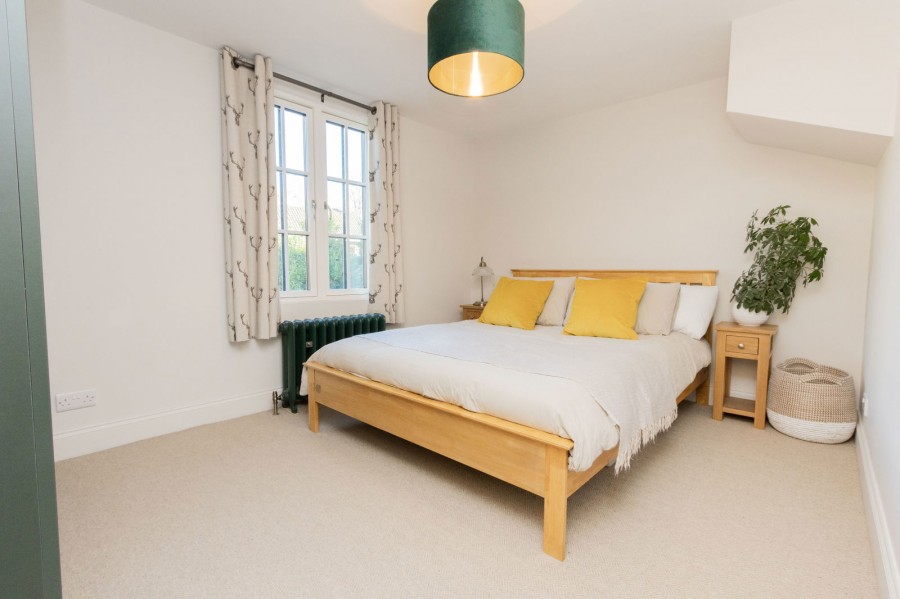 Images for Walking Distance to Hawkhurst Colonnade EAID:366206731 BID:bid